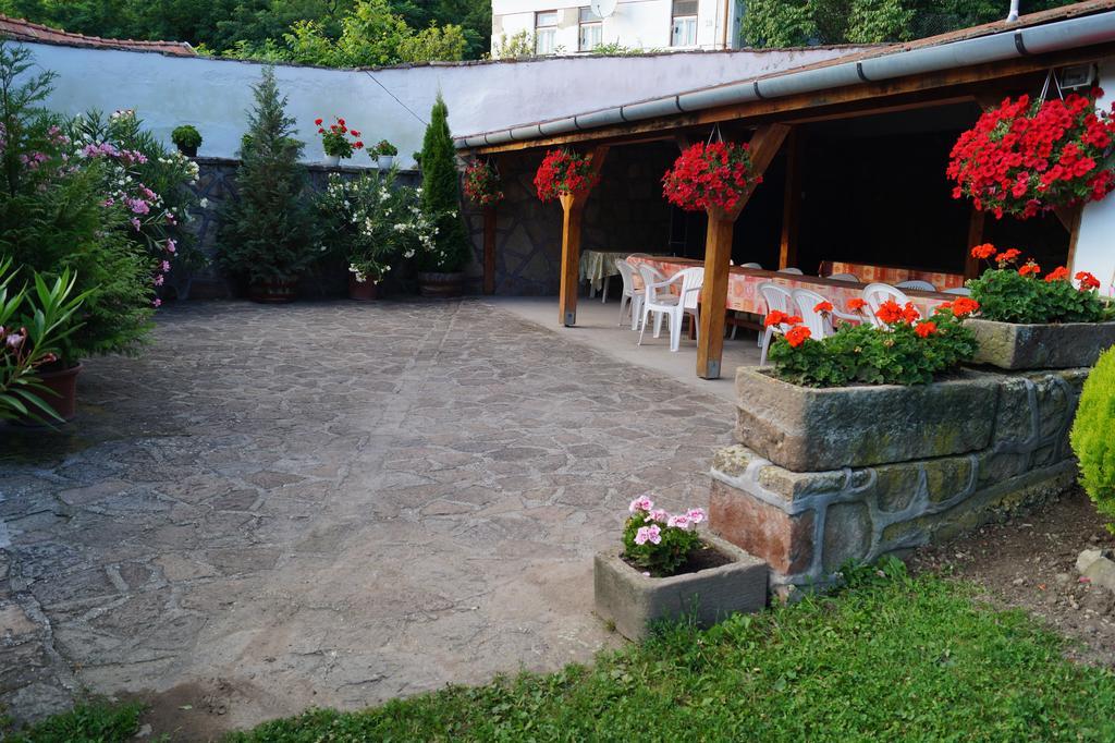Cseresznyes Vendeghaz Szomolya Exterior foto